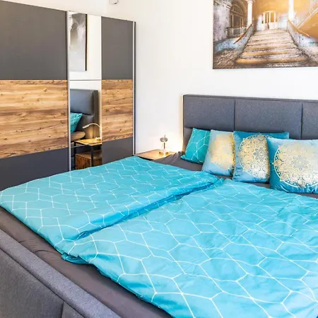 Moselgold Apartment *